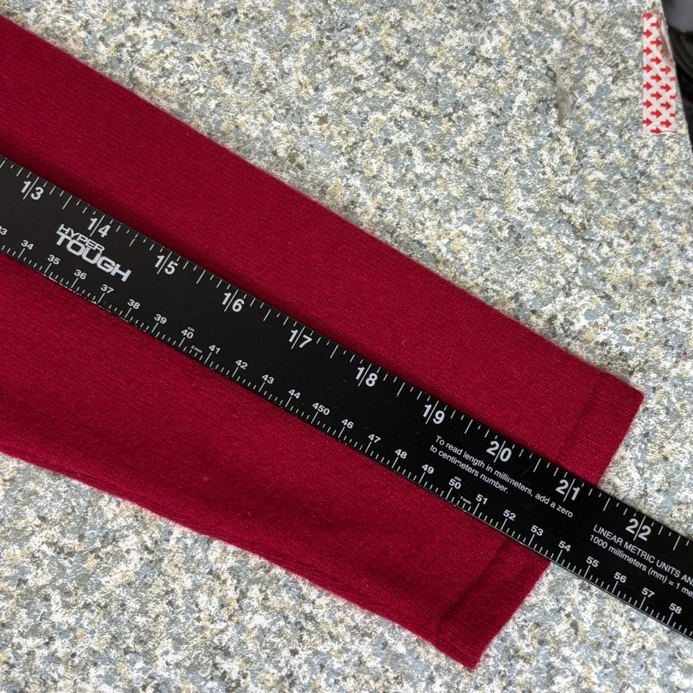 Mainbocher Sweater Womens L Red 100% Cashmere V-Neck Long Sleeve Knit Pullover